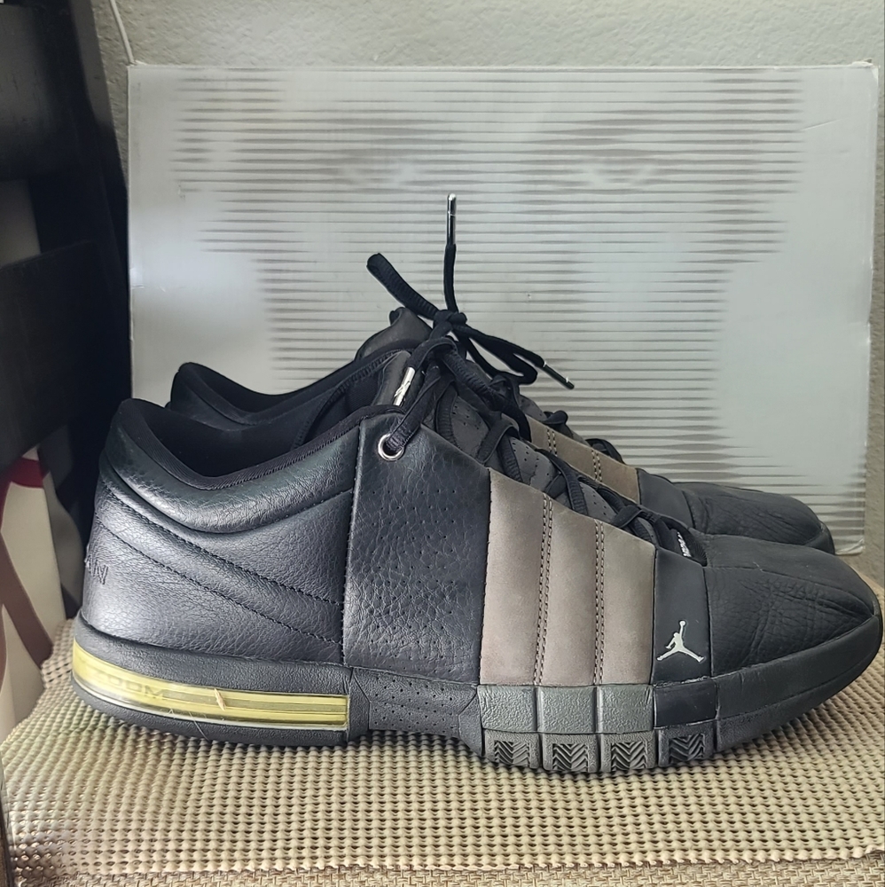 Air Jordan Team Elite Low Black Sneakers